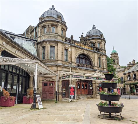 Solomon's Temple walk, Buxton: 1.8km circular | Peak District Kids