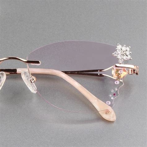 Butterfly Shape Eye Glasses Women Titanium Frameless Diamond Trimmed Rimless Spectacle Frames