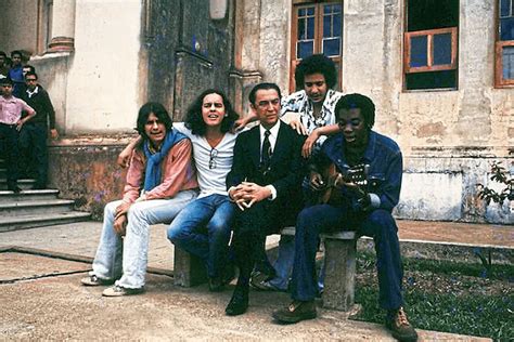 Texto De Milton Nascimento Livro Homenageia Os Anos Do Clube Da