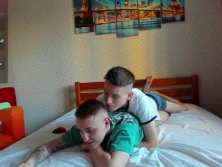 Утренние объятия с моим другом Pornhub Gay