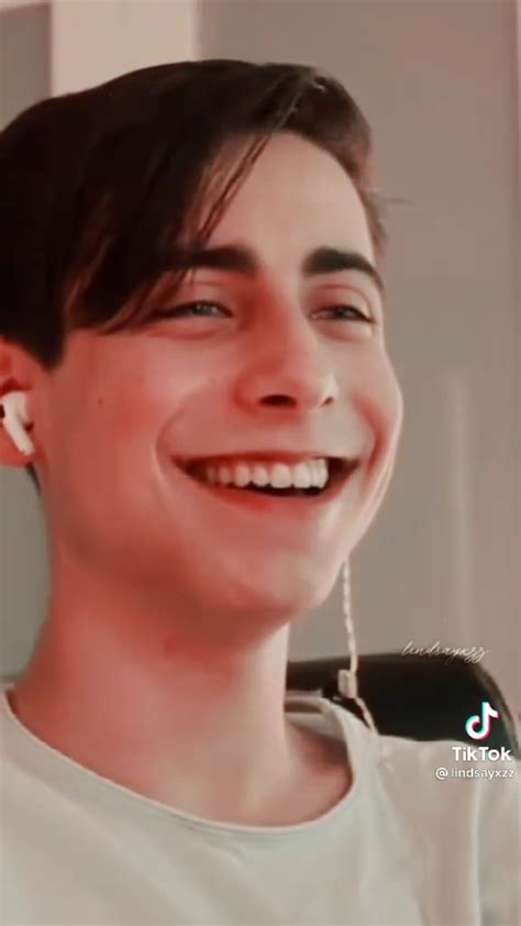 33 Aidan Gallagher Ideas Future Boyfriend Funny Umbrella Hot Actors