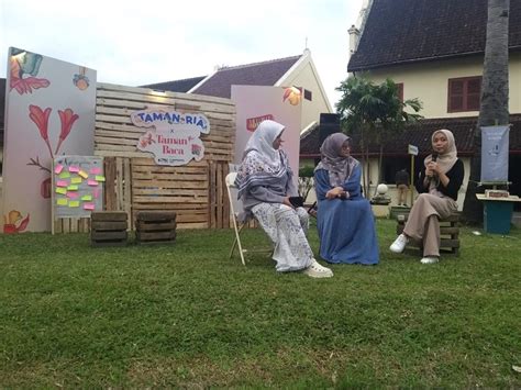 Lontara Books Club Populerkan Tren Baca Buku Di Media Sosial