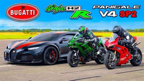 El coche más rápido del mundo versus la moto más rápida una Kawasaki