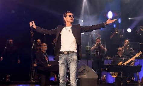 Concierto De Marc Anthony En El Palacio De Los Deportes En La CDMX