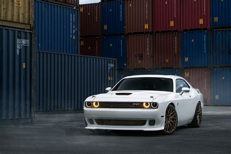 Hintergrundbilder Fahrzeug Haube Ausweichen Dodge Challenger