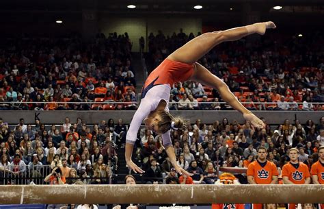 Auburn Gymnastics Looks To Throw Its Best Against No 2 Florida On Sec