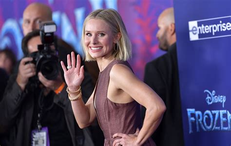 Kristen Bell Apologises To Fan After He Watches Sex Scene With His Mum