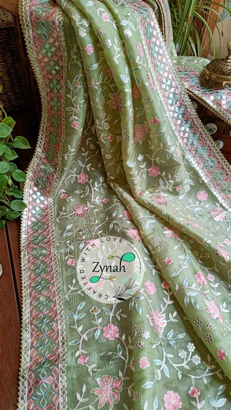 Zynah Pure Organza Silk Saree With Foil Thread Embroidery Work Visit