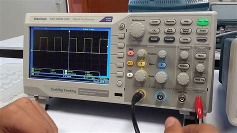 Calibracion De Osciloscopio Y Generador De Señales Youtube