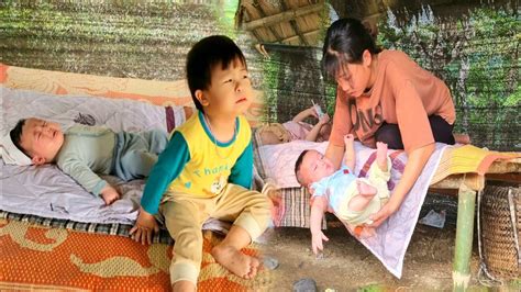 Single Mother Builds A Bamboo Stove Takes Care Of And Lives In