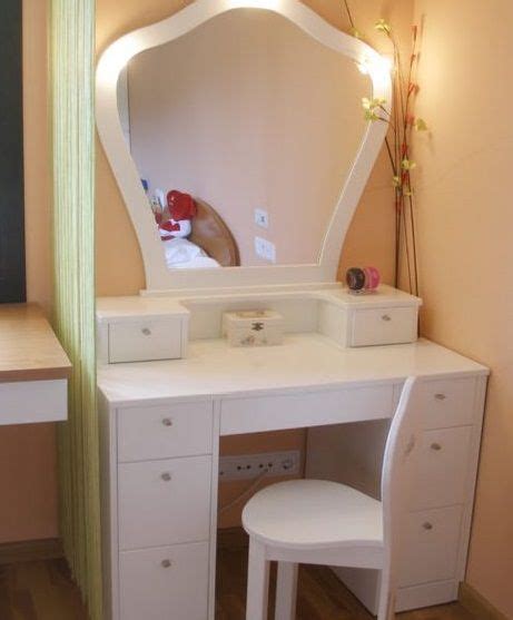 White Dressing Table Design