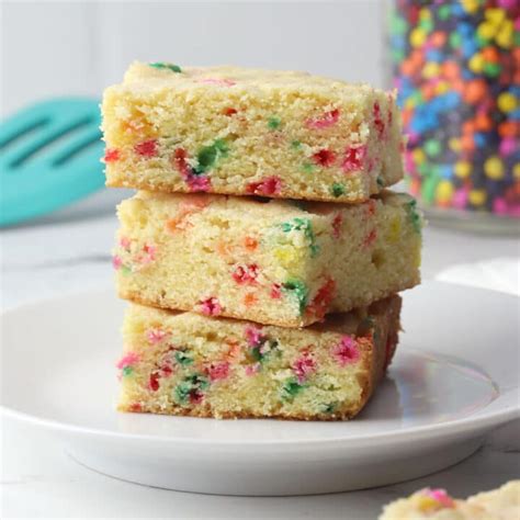 Funfetti Sugar Cookie Bars The Toasty Kitchen