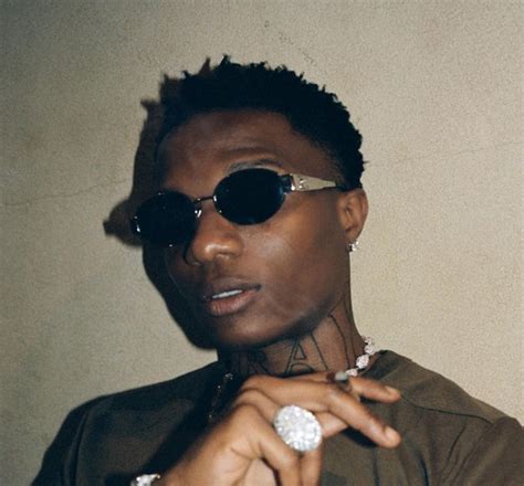 Wizkid Ignites The Dancefloor With Kese Dance Notjustok