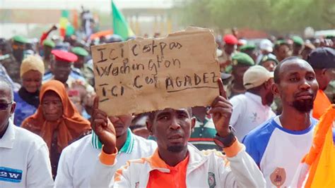 Niger Manifestation Agadez Pour Exiger Le D Part Des Soldats