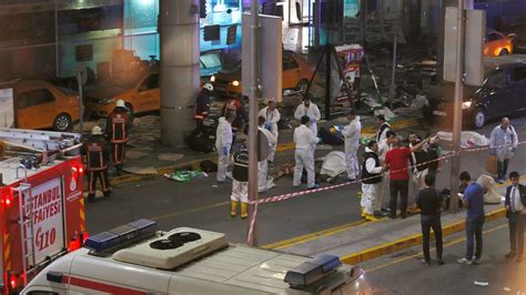 Morts Dans Un Triple Attentat Suicide L A Roport D Istanbul