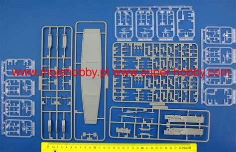 Japanese Navy Aircraft Carrier Akagi Full Hull Fujimi