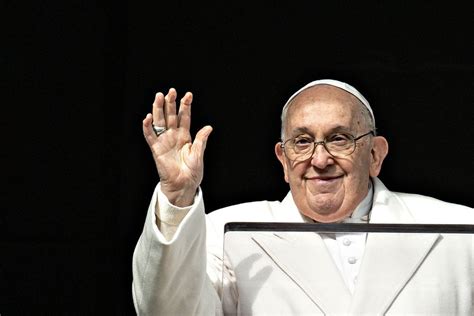 Pope Francis Formally Approves Blessings For Same Sex Couples Salon