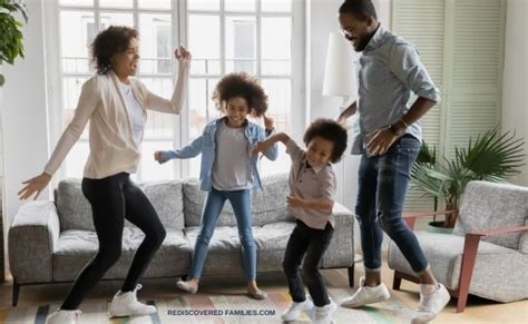 17 Fabulous Dance Songs for Kids And Parents | Rediscovered Families