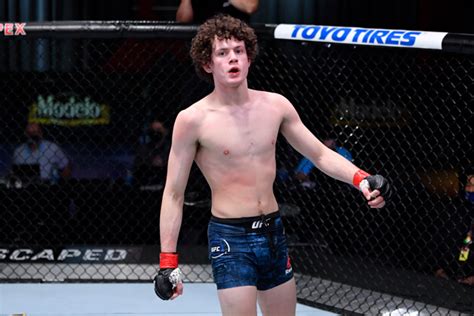 Chase The Dream Hooper Mma Stats Pictures News Videos Biography