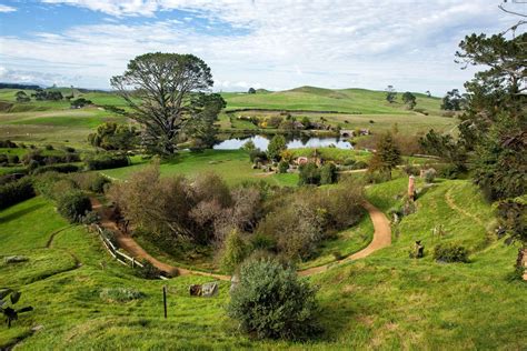 Photo Tour Of The Hobbiton Movie Set Earth Trekkers