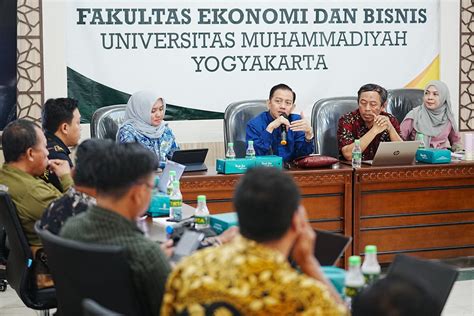 bantu atasi permasalahan umkm diy feb umy inisiasi jadi pelaku