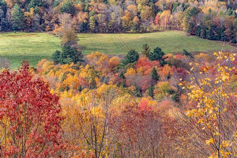 Eye-Popping Fall Scenery Dazzles Along the Mohawk Trail | Blaine Bonham Photography