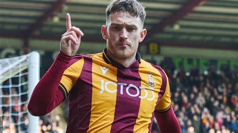 Andy Cook Bradford City Offer New Deal To League Two Top Scorer Bbc Sport