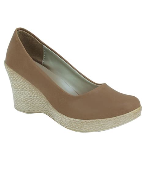 Get Glamr Beige Wedges Pumps Price In India Buy Get Glamr Beige Wedges