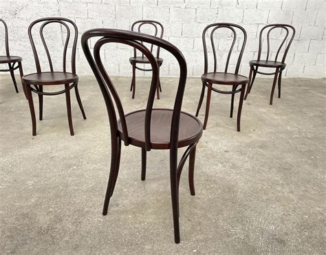 Suite De Chaises De Bistrot Esprit Thonet En Bois Courb Mod Le N