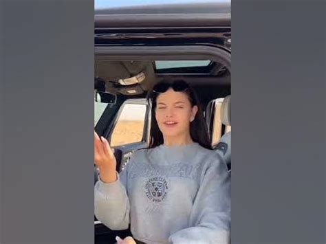 Дина Саева и Малика Басаева. В пустыне 🧖🏽‍♀️ #dinasaeva #shorts - YouTube