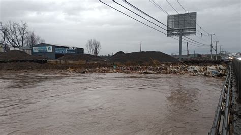 Desborde del río Mapocho obligó a evacuación cerca de la Ruta 68 hay