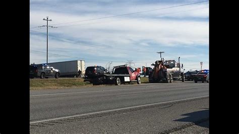 Officials Identify 3 Killed In Us 290 Crash Reportedly Caused By Semi Truck Failing To Yield