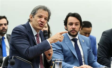 VÍDEO Haddad destroça deputado bolsonarista na Câmara A Terra é