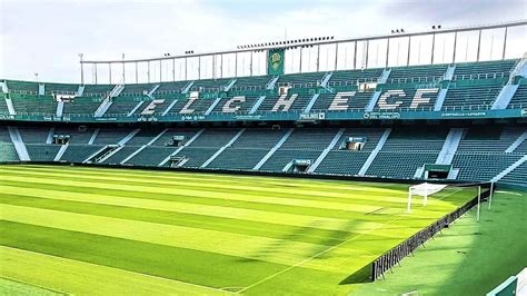 El Elche Arranca La Pretemporada Con El Mismo Bloque Sin Altas Y Con