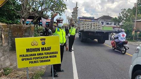 Polri Perpanjang Sanksi Putar Balik Kendaraan Pemudik Hingga 24 Mei