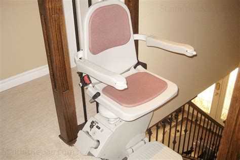 Acorn 120 Stairlift Repairs and Service - StairliftRepair.com