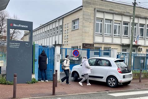 Val d Oise Professeurs agressés au lycée professionnel d Ermont On