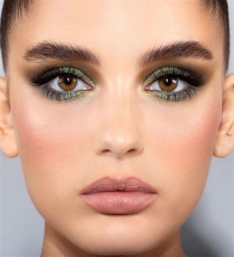 27 Most Beautiful Eye Makeup Looks For Stand Out Brown Eyes Eye