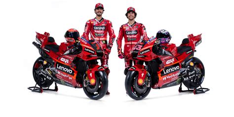 Campioni In Pista Apresenta O Da Ducati Lenovo Team Em Madonna