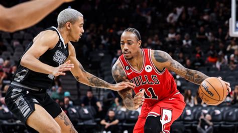 Bulls fall to Spurs 129-124, DeRozan joins 20,000 points club | NBA.com