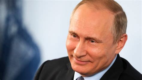 Putin Orders 755 U S Diplomats To Leave Russia