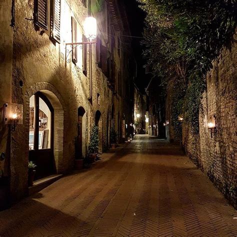 Pantani Arte San Gimignano Su Instagram Via San Martino 32 San