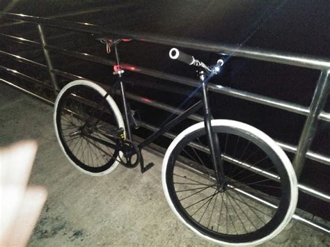 FIXIE FIXEDGEAR, Sports Equipment, Bicycles & Parts, Bicycles on Carousell