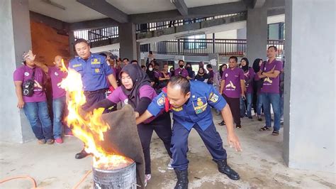 Pemadam DKI Jakarta On Twitter Petugas Memberikan Edukasi Mengenai