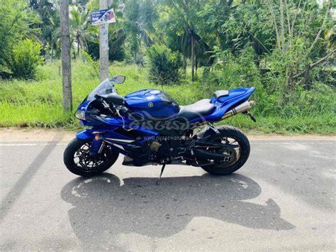 Yamaha R1 Used 2008 Negotiable Sri Lanka