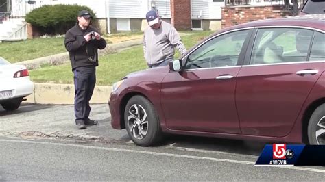 Woman Steals Car From Dunkin Donuts Parking Lot Youtube