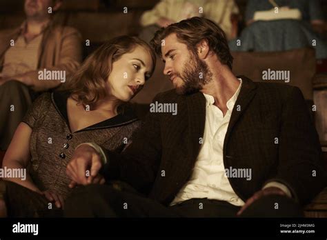 KATE WINSLET, LIAM HEMSWORTH, THE DRESSMAKER, 2015 Stock Photo - Alamy