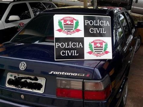 G Em Persegui O Rapaz Joga Carro Contra Viatura E Detido Por