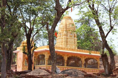 Konkan : God lives here...: ...Temples In Konkan : God Lives Here...