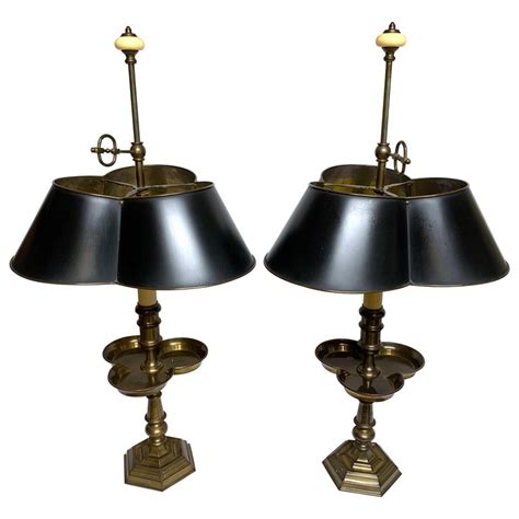 Pair Of Brass And Tole Clover Bouillotte Lamps By Chapman For Sale At 1stdibs Chapman